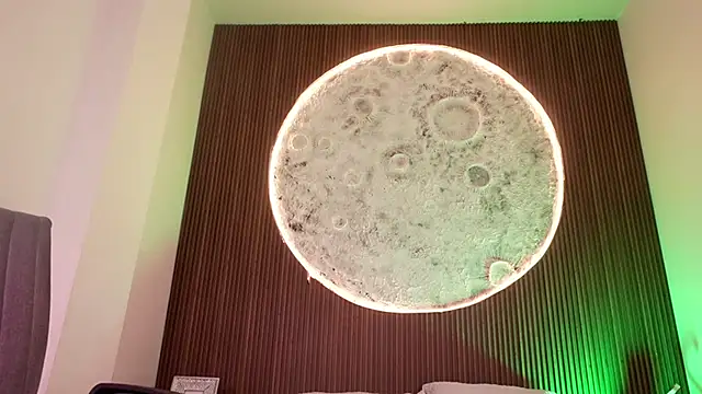 EthaanCox online show from December 23, 2025, 9:08 am