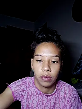 Snapshot of Miss_sparkle00 chatting on March 4, 2026, 10:17 pm Miss sparkle00 online show from March 4, 2026, 10:17 pm