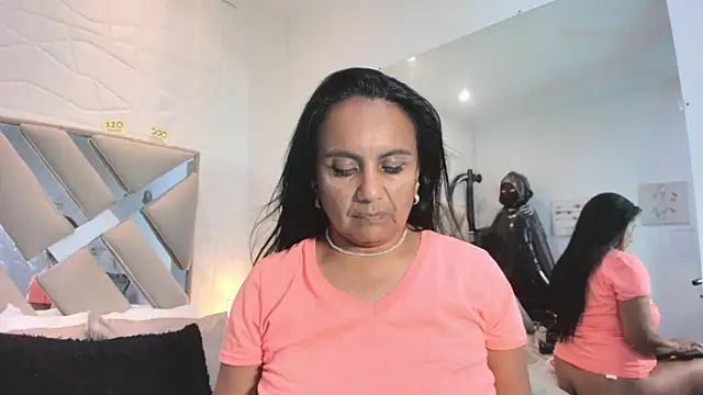 raquell moore online show from November 13, 2025, 11:41 pm