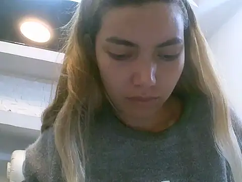 Snapshot of VittoriaTaylor chatting on February 12, 2026, 12:49 pm VittoriaTaylor online show from February 12, 2026, 12:49 pm