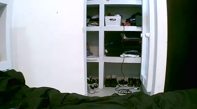 Snapshot of VittoriaTaylor chatting on March 18, 2025, 5:02 am VittoriaTaylor online show from March 18, 2025, 5:02 am