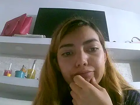 Snapshot of VittoriaTaylor chatting on March 20, 2026, 5:58 pm VittoriaTaylor online show from March 20, 2026, 5:58 pm