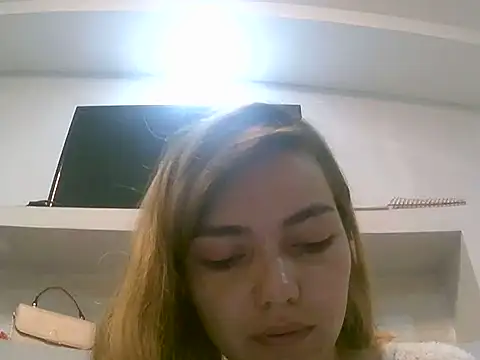 Snapshot of VittoriaTaylor chatting on February 10, 2026, 12:59 pm VittoriaTaylor online show from February 10, 2026, 12:59 pm