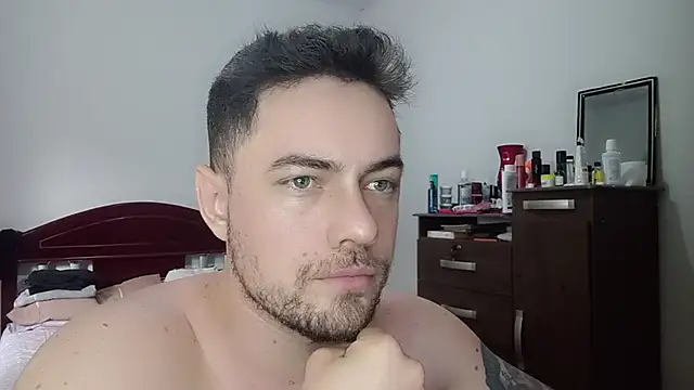 Snapshot of Dyllan__ chatting on May 29, 2026, 2:12 pm Dyllan online show from May 29, 2026, 2:12 pm