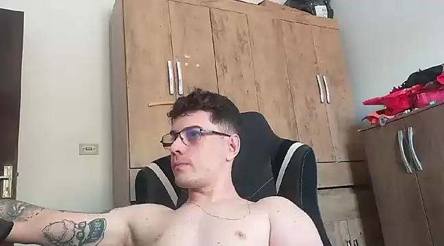 Dyllan   online show from January 24, 2025, 6:14 pm