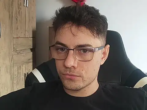 Dyllan   online show from October 10, 2025, 2:07 pm