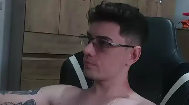 Dyllan   online show from January 25, 2025, 7:07 pm