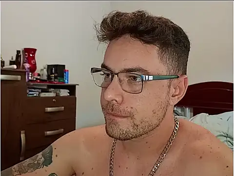 Dyllan   online show from April 21, 2026, 2:23 pm