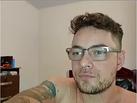 Dyllan   online show from April 16, 2026, 5:14 pm