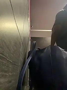 Snapshot of xoxoHotCoCo chatting on March 16, 2026, 1:37 pm xoxoHotCoCo online show from March 16, 2026, 1:37 pm