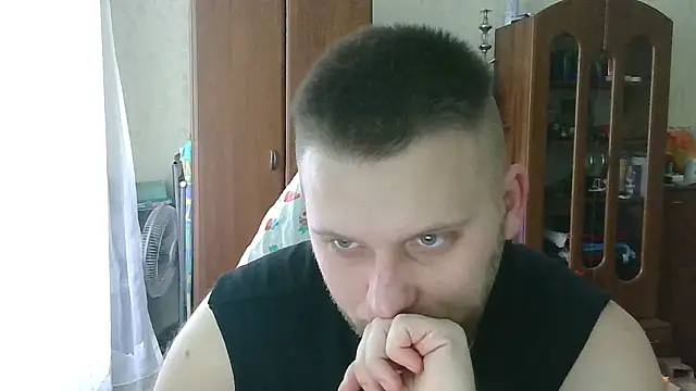 HunterOnBoobs online show from February 15, 2025, 1:05 pm