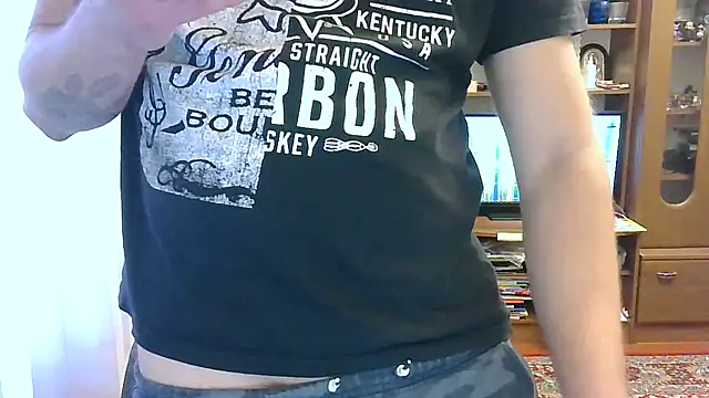 HunterOnBoobs online show from October 14, 2025, 7:20 am