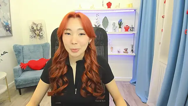 AnnaReyla online show from February 18, 2026, 6:59 pm