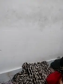 Snapshot of Divya-2007 chatting on December 23, 2025, 2:22 am Divya-2007 online show from December 23, 2025, 2:22 am