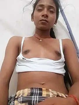Snapshot of Divya-2007 chatting on April 6, 2026, 11:50 pm Divya-2007 online show from April 6, 2026, 11:50 pm