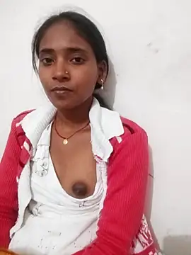 Snapshot of Divya-2007 chatting on February 7, 2026, 4:26 pm Divya-2007 online show from February 7, 2026, 4:26 pm