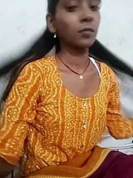 Snapshot of Divya-2007 chatting on December 4, 2025, 3:22 pm Divya-2007 online show from December 4, 2025, 3:22 pm