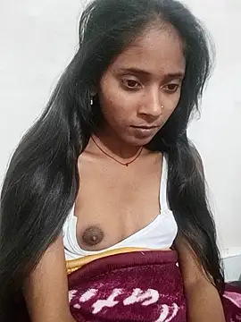 Snapshot of Divya-2007 chatting on December 5, 2025, 4:05 pm Divya-2007 online show from December 5, 2025, 4:05 pm