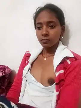 Snapshot of Divya-2007 chatting on February 2, 2026, 12:31 am Divya-2007 online show from February 2, 2026, 12:31 am