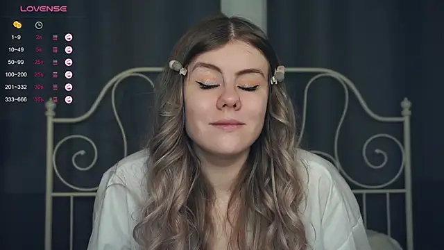 PhilippaHarber online show from January 28, 2025, 7:42 pm