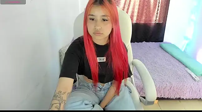 Snapshot of mia_cloe_t chatting on January 16, 2025, 7:31 pm mia cloe t online show from January 16, 2025, 7:31 pm