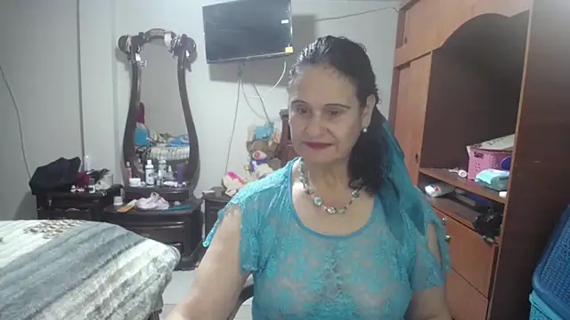 jazmin mature  online show from March 25, 2026, 1:32 pm