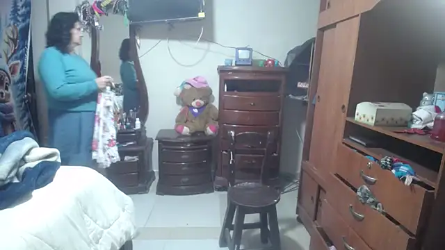 jazmin mature  online show from December 20, 2025, 12:19 pm