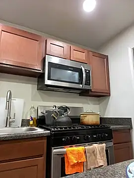 PerroDemonioHot online show from March 6, 2025, 5:14 am