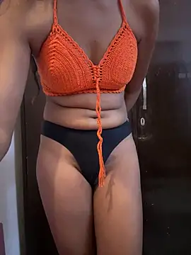 Snapshot of Charlieangel01 chatting on November 14, 2025, 1:04 pm Charlieangel01 online show from November 14, 2025, 1:04 pm