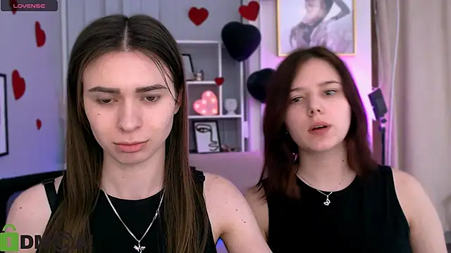 Snapshot of flora_ri chatting on February 20, 2025, 5:09 pm flora ri online show from February 20, 2025, 5:09 pm