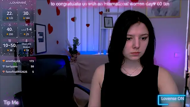 Snapshot of flora_ri chatting on March 10, 2025, 1:32 pm flora ri online show from March 10, 2025, 1:32 pm