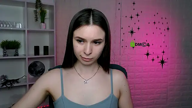 Snapshot of flora_ri chatting on February 17, 2026, 4:48 pm flora ri online show from February 17, 2026, 4:48 pm