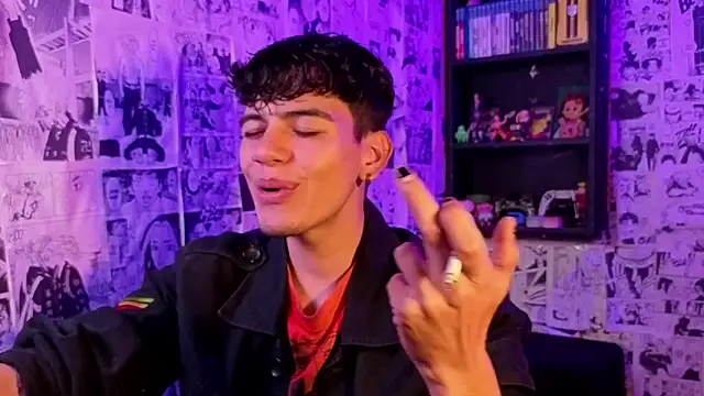 Snapshot of Mickey_Magic chatting on February 6, 2026, 6:20 am Mickey Magic online show from February 6, 2026, 6:20 am