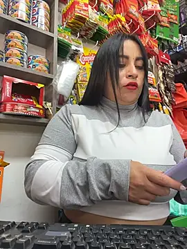 Miia Jazmin online show from November 18, 2025, 3:15 pm