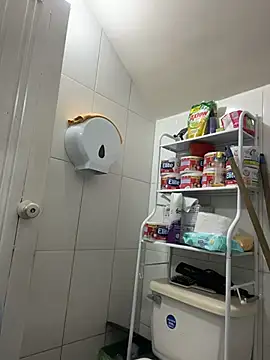 Miia Jazmin online show from December 20, 2025, 6:11 pm