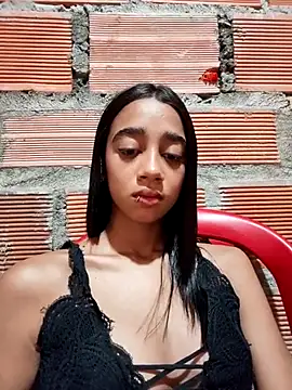 Zoe Sweett18 online show from November 15, 2025, 12:20 pm