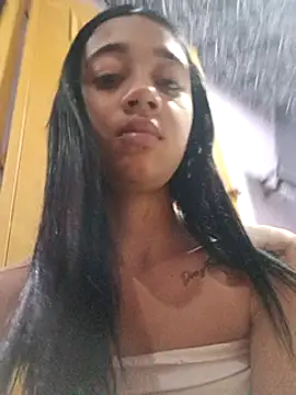 Zoe Sweett18 online show from February 25, 2025, 8:00 pm