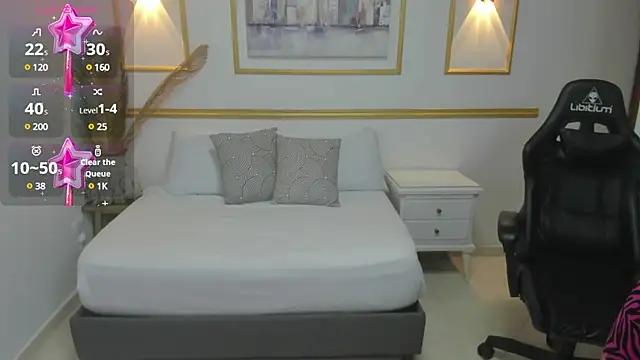 yesenia25 x online show from January 24, 2025, 7:18 pm