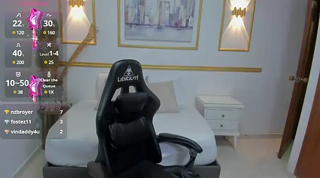 yesenia25 x online show from February 1, 2025, 12:51 am