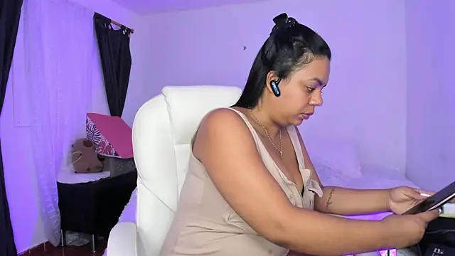 Snapshot of ashanty_b5 chatting on May 20, 2026, 11:46 pm ashanty b5 online show from May 20, 2026, 11:46 pm