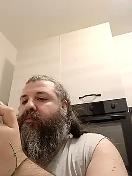 Snapshot of catullo14 chatting on May 12, 2026, 7:42 pm catullo14 online show from May 12, 2026, 7:42 pm