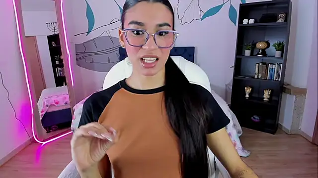 Dana Paula online show from December 14, 2025, 11:38 am