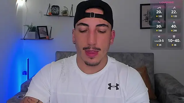 dylanspencer28 online show from October 25, 2025, 3:06 am