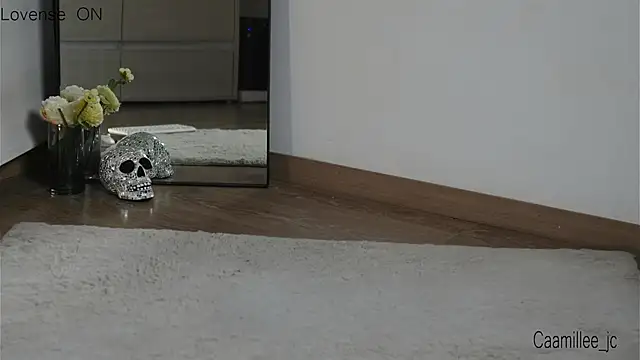 caamillee  online show from February 14, 2025, 10:58 pm