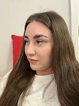 KiraBarlows online show from February 25, 2026, 8:30 pm