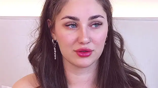 KiraBarlows online show from March 22, 2025, 4:14 am