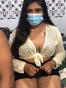 Snapshot of Lovely_WINDI chatting on August 3, 2026, 5:08 pm Lovely WINDI online show from August 3, 2026, 5:08 pm