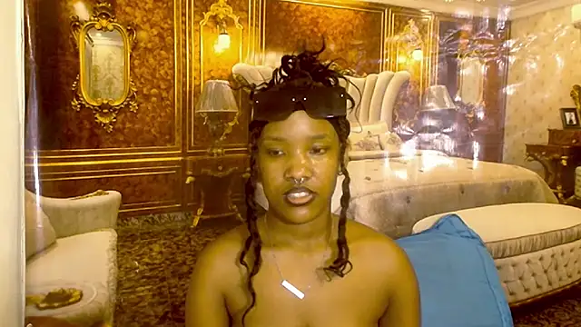 EroticSexyPrada online show from April 12, 2026, 7:06 pm