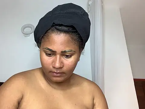 madell online show from October 26, 2025, 3:18 am