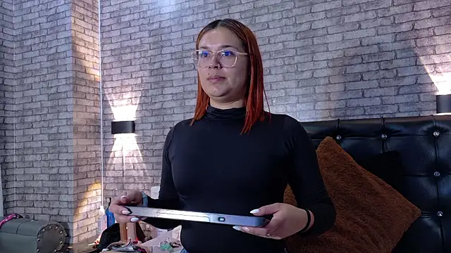 Sophie new25 online show from March 11, 2026, 12:54 pm